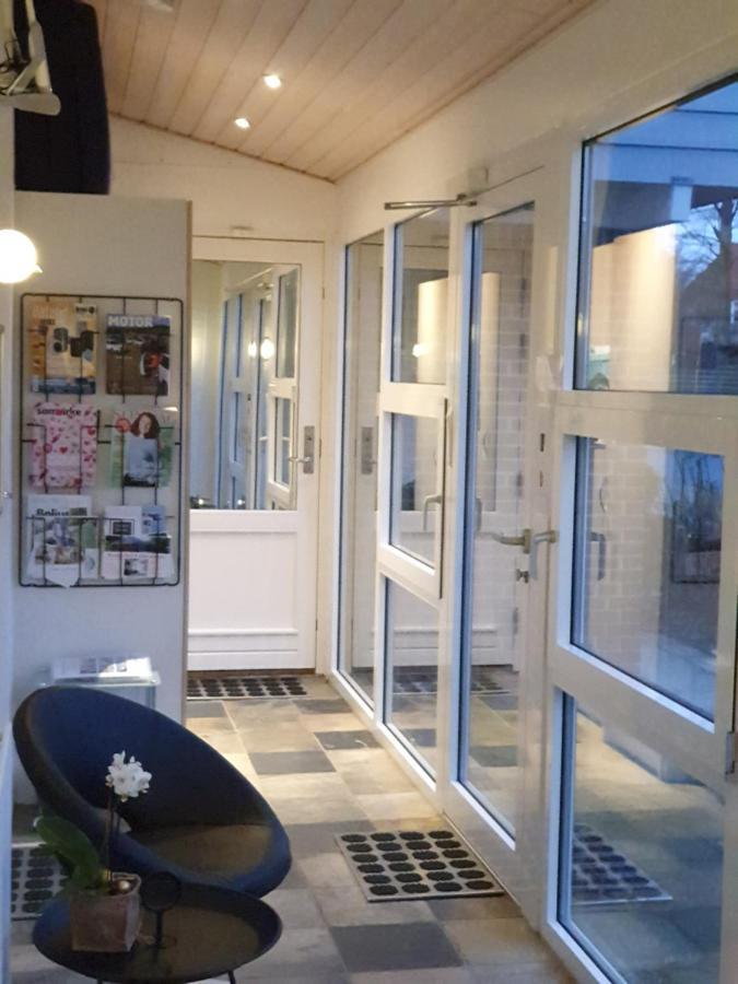 Bente'S Guesthouse โฮลสเตโบร ภายนอก รูปภาพ